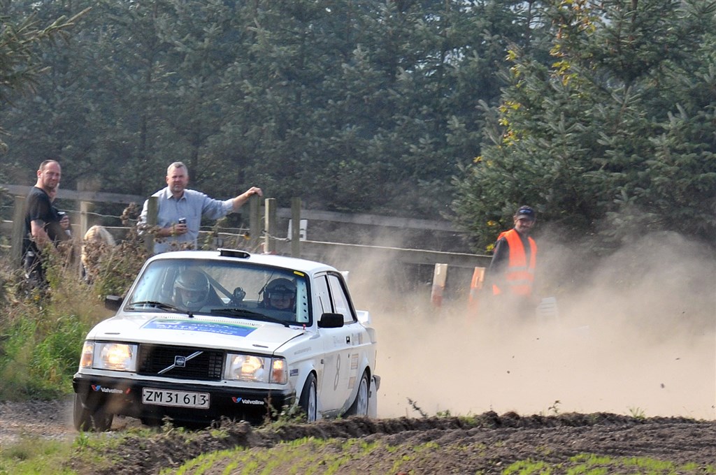 Heino Mejer og Bo Mølgaard i Bygholm Landbrugsskole Mini Rally , Horsens, 2014
(Foto: Rallypics.dk)